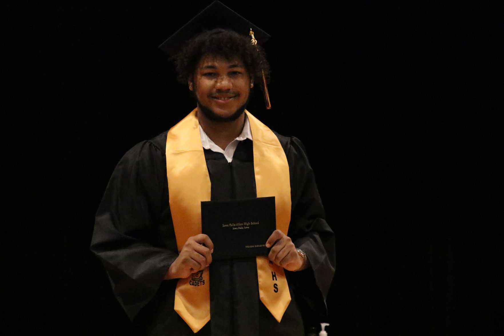 IFA_Grad1800.JPG